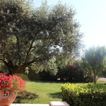 Logis La Grande Bastide Hotel Oraison Exterior photo